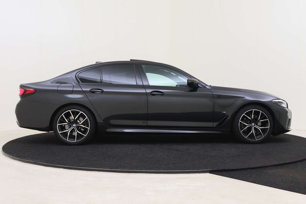 BMW 520i 135 kW image number 7