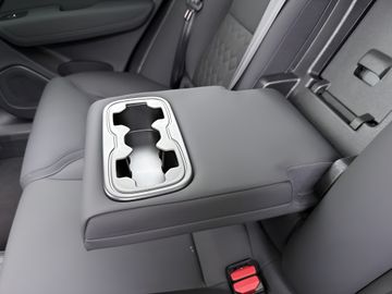 Car image 45