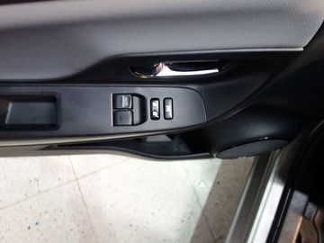 Car image 31