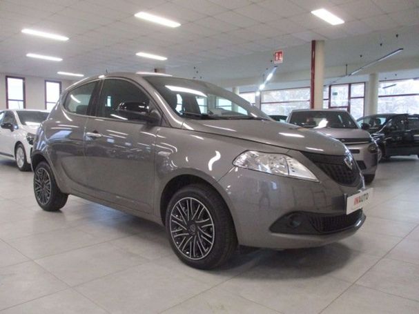 Lancia Ypsilon 51 kW image number 2