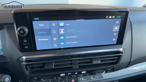 Car image 48
