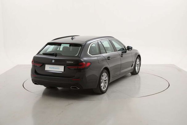 BMW 520d Touring 140 kW image number 6