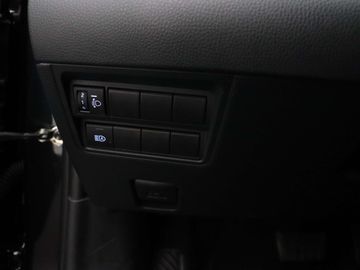 Car image 33