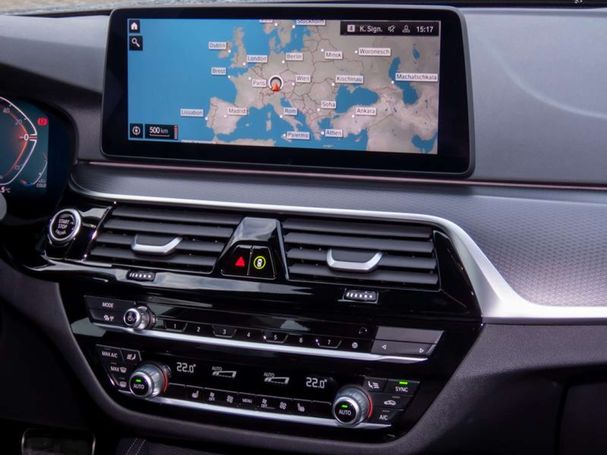 BMW 530i Touring 185 kW image number 7