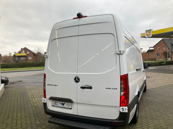 Mercedes-Benz Sprinter CDi RWD 120 kW image number 4