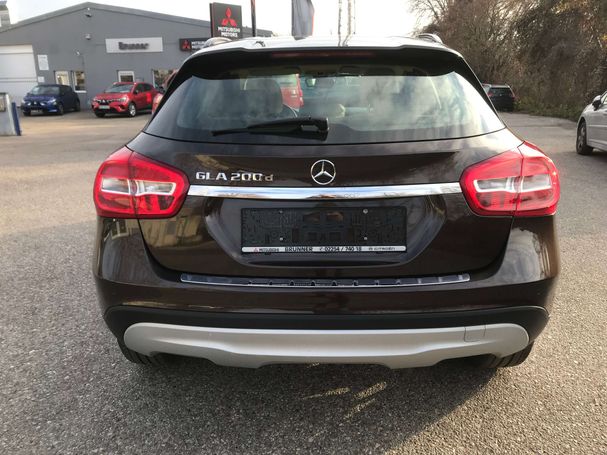 Mercedes-Benz GLA 200 CDi d 100 kW image number 3