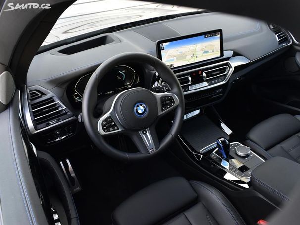 BMW iX3 210 kW image number 4