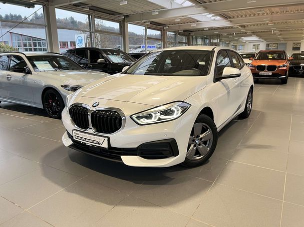 BMW 118i Advantage 100 kW image number 1