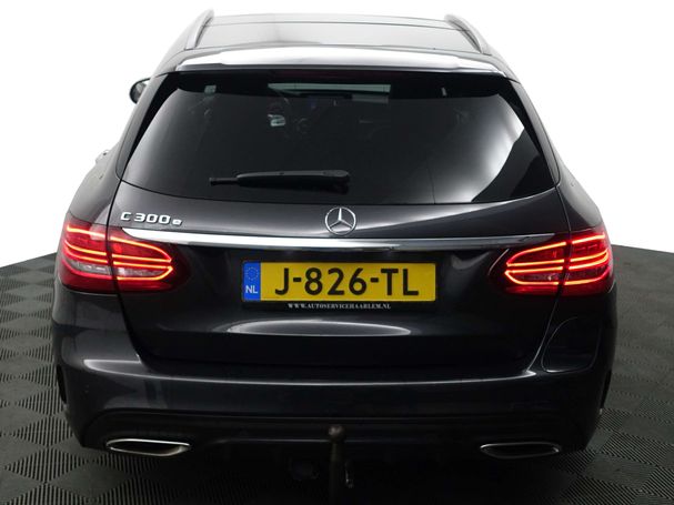 Mercedes-Benz C 300 e T AMG 235 kW image number 3