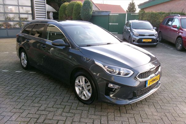 Kia Ceed SW 1.0 88 kW image number 2