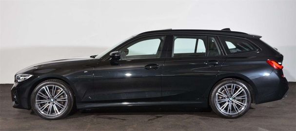 BMW 320d Touring xDrive 140 kW image number 3