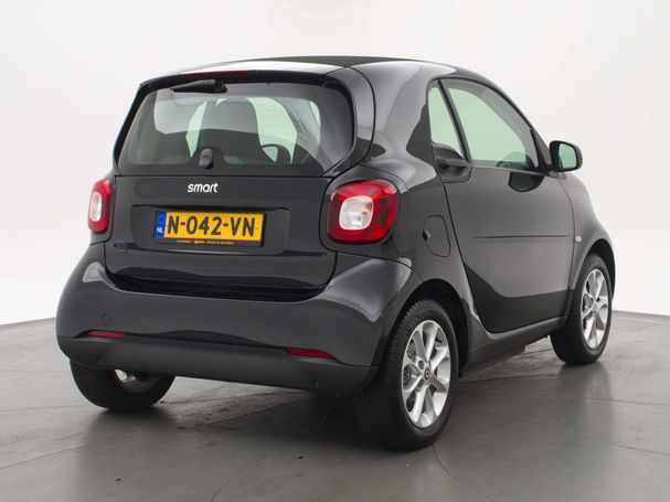 Smart ForTwo EQ 60 kW image number 2