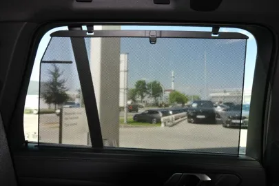 Car image 36