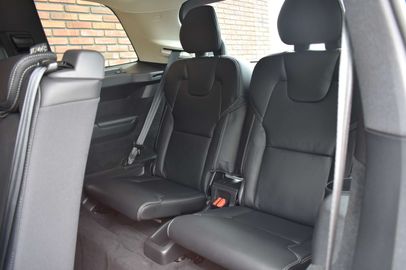 Car image 41