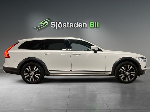 Volvo V90 Cross Country D4 AWD Momentum 140 kW image number 7