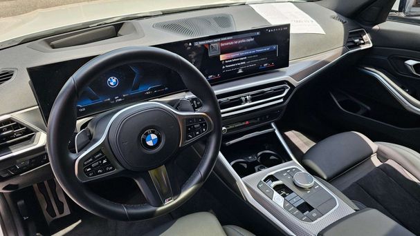 BMW 320d Touring xDrive 140 kW image number 13