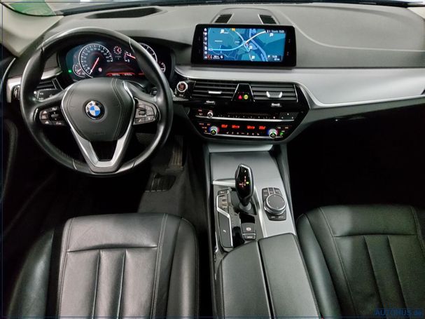 BMW 520i Touring 135 kW image number 5