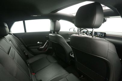 Car image 35