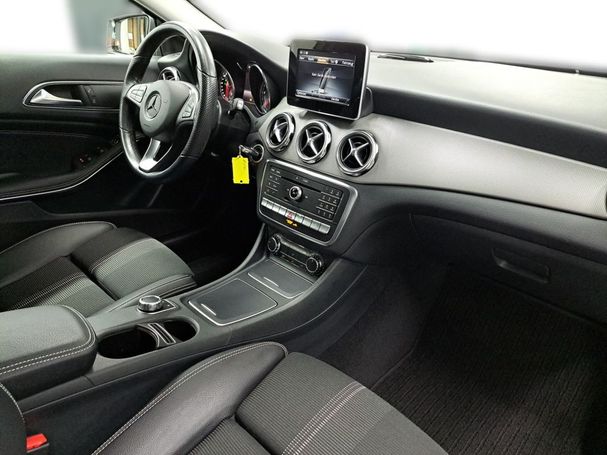 Mercedes-Benz GLA 220 d 4Matic 7G-DCT Urban 125 kW image number 17