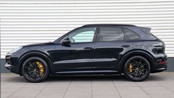 Porsche Cayenne Turbo S E-Hybrid 500 kW image number 2