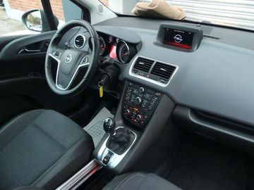 Car image 10