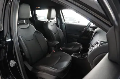 Car image 46