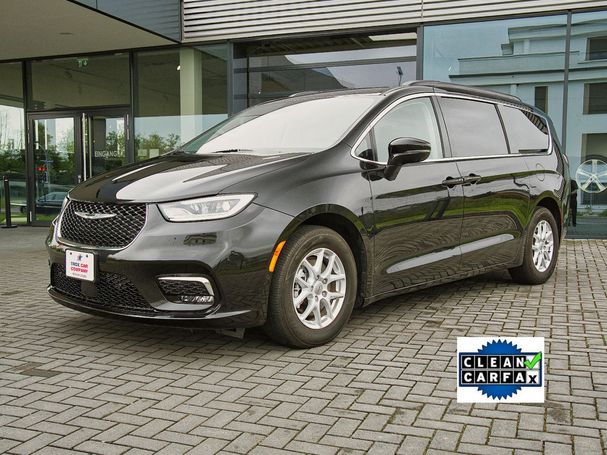 Chrysler Pacifica 214 kW image number 1