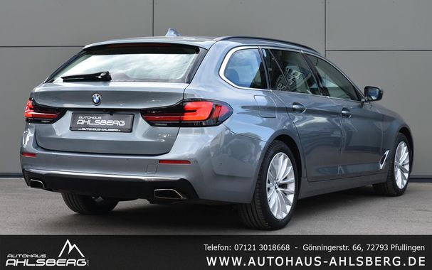 BMW 530d Touring Luxury Line xDrive 210 kW image number 4