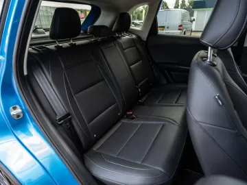 Car image 39