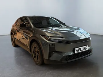 Car image 2