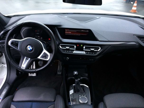 BMW 118i M Sport 100 kW image number 15