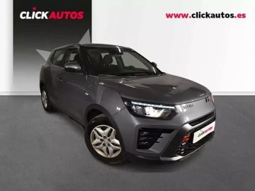 Car image 2