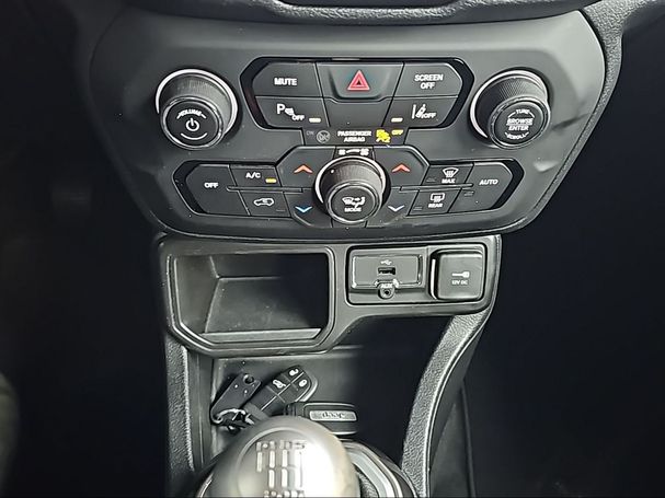 Jeep Renegade 88 kW image number 28