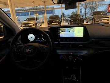 Car image 19