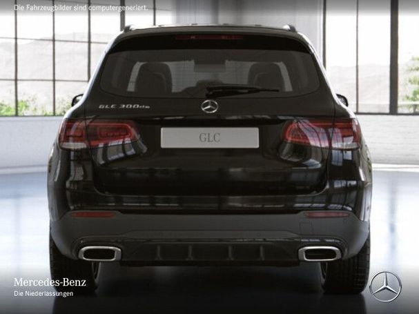 Mercedes-Benz GLC 300 de 225 kW image number 7