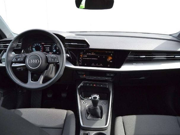 Audi A3 30 TFSI Sportback Advanced 81 kW image number 4