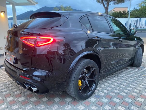 Alfa Romeo Stelvio V6 2.9 Bi-Turbo Quadrifoglio 375 kW image number 3