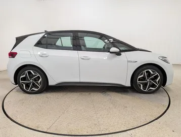 Car image 35