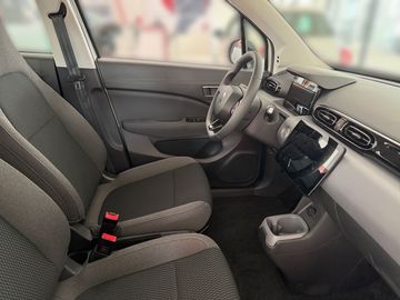 Car image 11