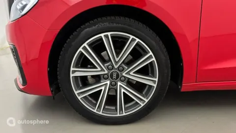 Car image 20