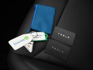 Car image 49