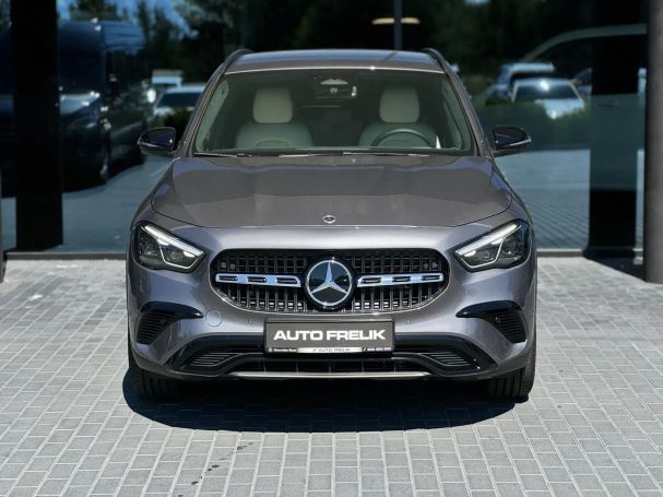 Mercedes-Benz GLA 200 Progressive 120 kW image number 5