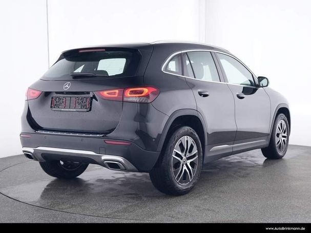 Mercedes-Benz GLA 180 100 kW image number 3