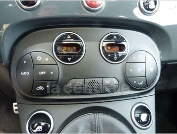 Car image 26