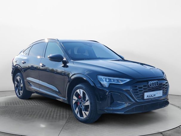 Audi Q8 50 quattro e-tron S-line Sportback 250 kW image number 2