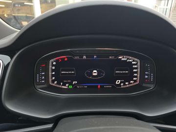 Car image 32