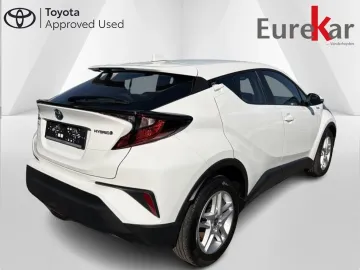 Car image 2