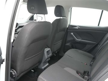 Car image 31