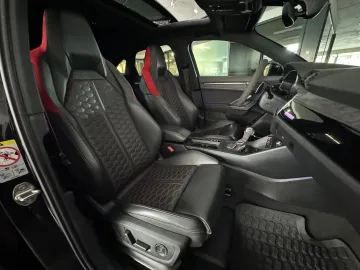 Car image 39