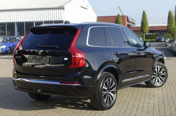 Volvo XC90 T8 AWD Ultimate 335 kW image number 3